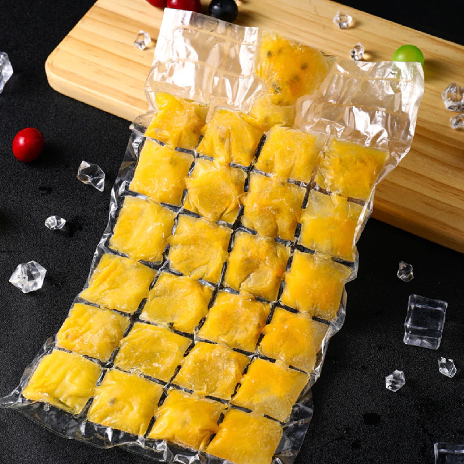 2905 Disposable Ice Cube Bags Stackable Easy Release Ice Cube Mold Trays Self-seal Freezing Makercold Ice Pack Cooler Bag For Cocktail Food Wine 2905 Disposable Ice Cube Bags Stackable Easy Release Ice Cube Mold Trays Self-seal Freezing Makercold Ice Pack Cooler Bag For Cocktail Food Wine
